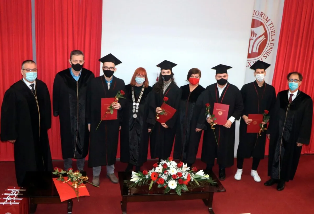 Pogledajte ko su “zlatni studenti” na Univerzitetu u Tuzli