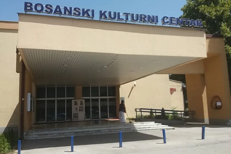 Izložba ”Armijo sretan ti rođendan” danas u Tuzli
