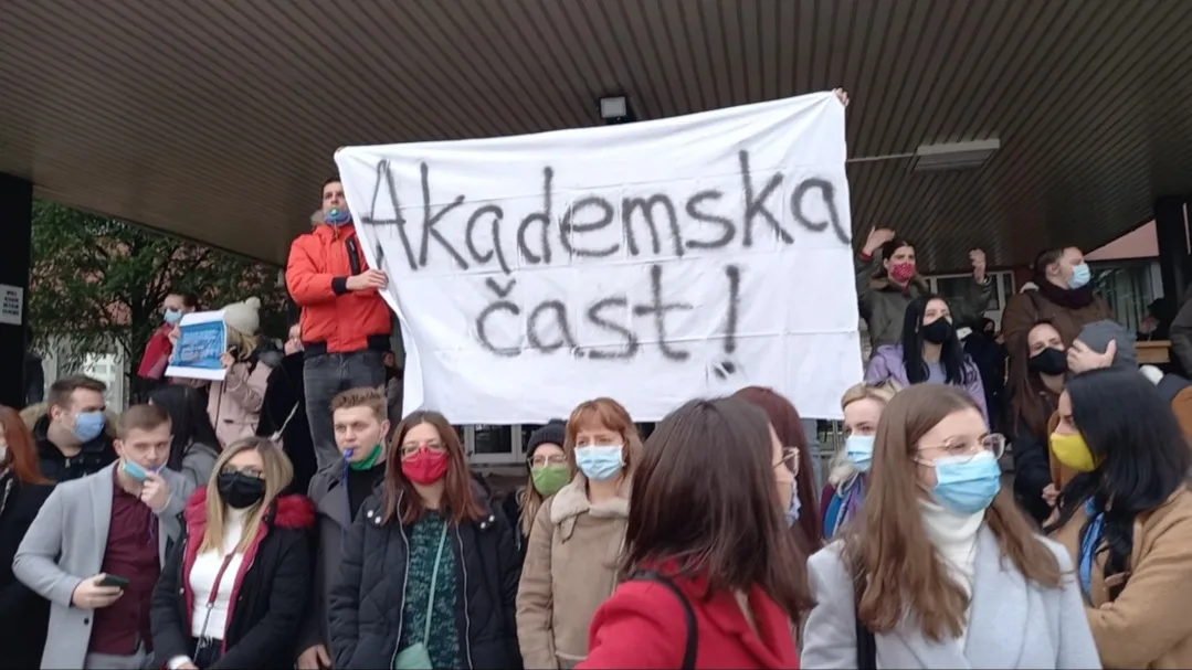 Protesti studenata u Tuzli, upućeno niz zahtjeva nadležnima