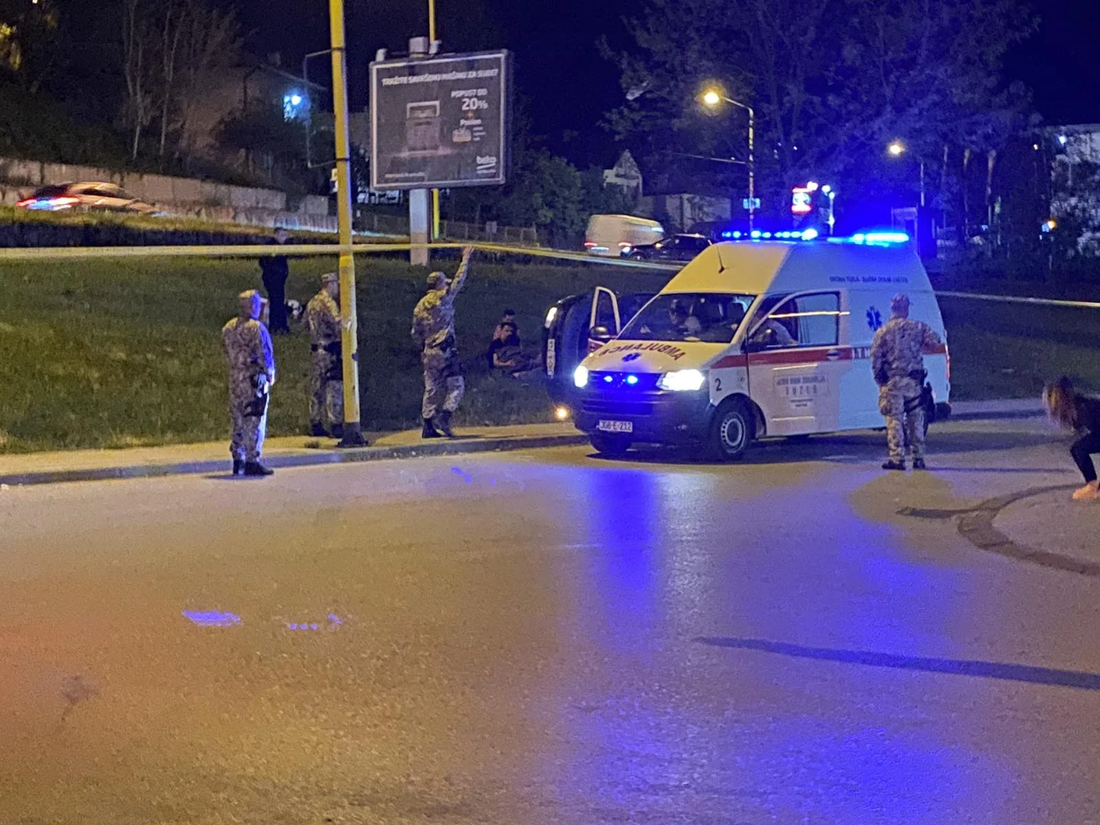 U Tuzli poginuo 25-godišnjak, dvije osobe povrijeđene