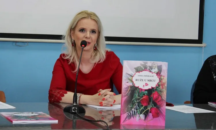 U Tuzli promovirana knjiga pjesama “Ruže u srcu” Amre Imširagić