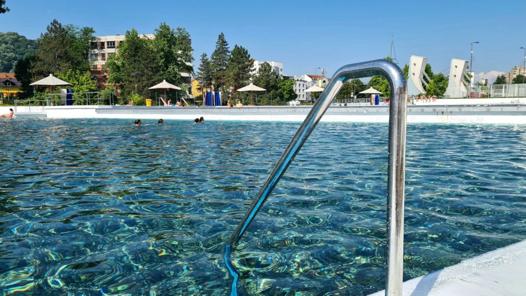 ljeto na panonskim jezerima u tuzli: voda idealna za kupanje (foto)