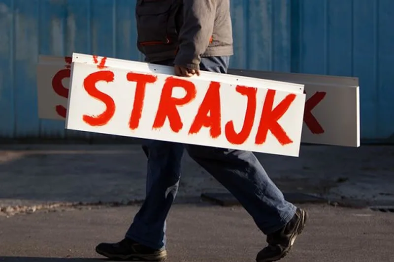 Zdravstveni radnici u TK odlučili da stupe u generalni štrajk