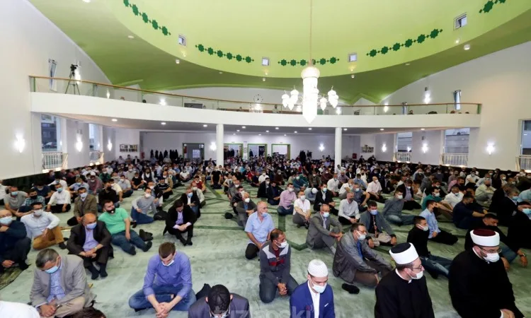 Centralna bajramska svečanost održana u džamiji ‘Kralj Abdullah’
