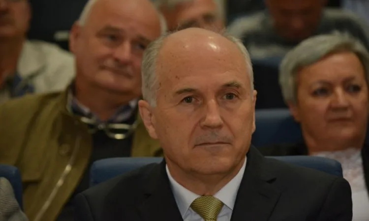 Inzko donio Zakon o zabrani negiranja genocida i veličanja ratnih zločinaca