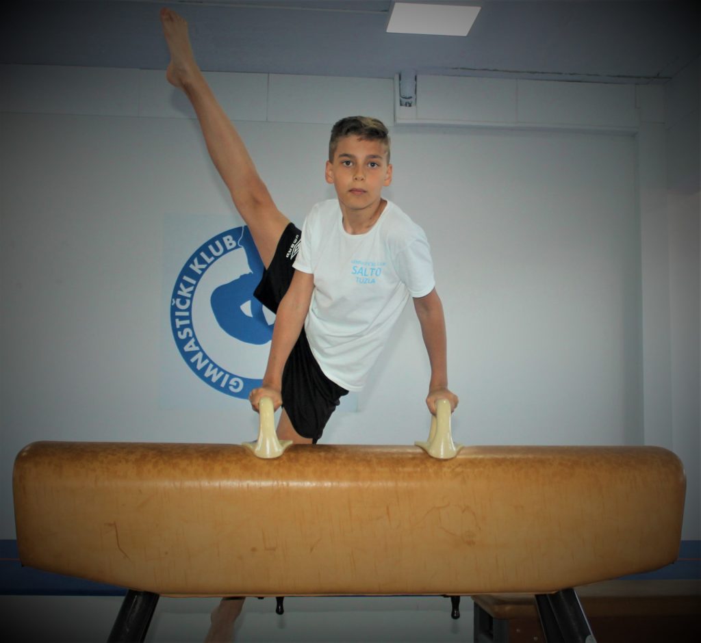 gimnastički klub ''salto'' tuzla vrši upis novih članova/ neka vaša djeca treniraju u idealnim uslovima