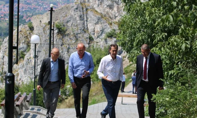 Delegacija Vlade TK u Srebreniku o prioritetnim projektima