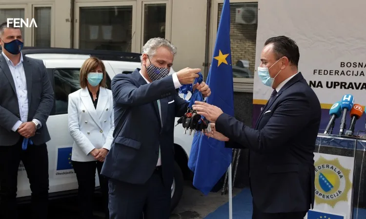EU donirala 14 vozila fitosanitarnim inspektorima u FBiH