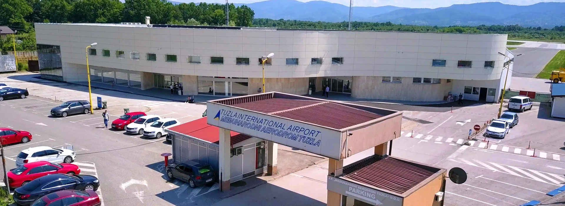 Na aerodromima u BiH u drugom kvartalu 643 posto više putnika
