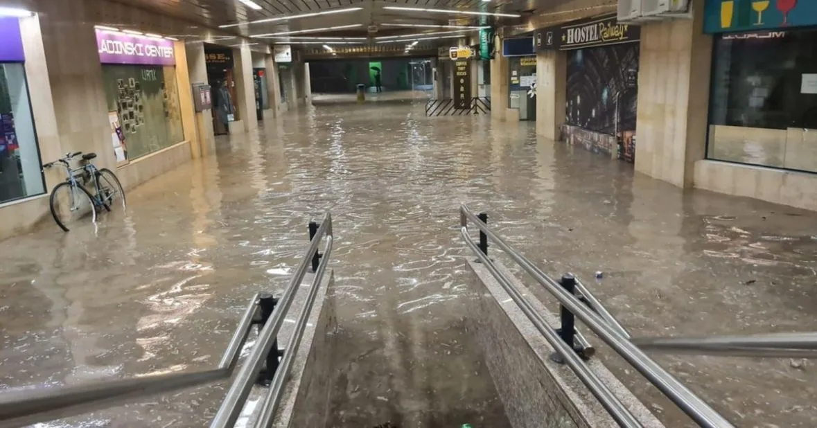 Snažno nevrijeme u Sloveniji, Ljubljana potopljena