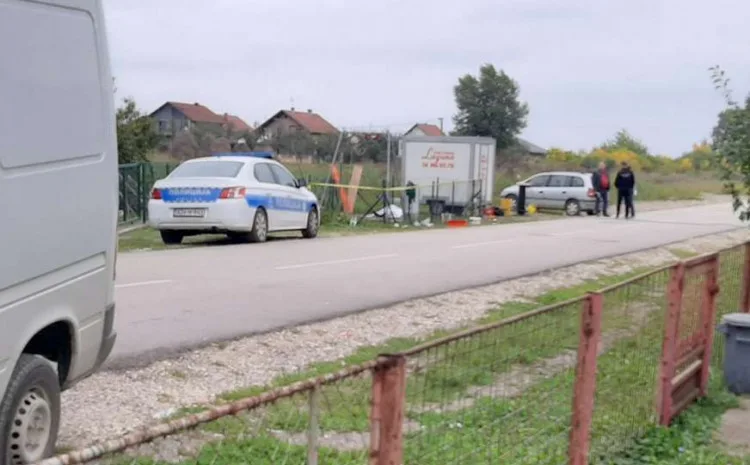 Tragedija u Modriči: Radnici upali u kanalizaciju, poginuo 34-godišnjak
