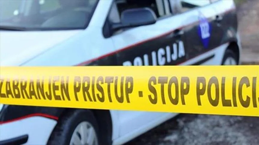 Zlostavljao turistkinju i prisiljavao je na spolni odnos