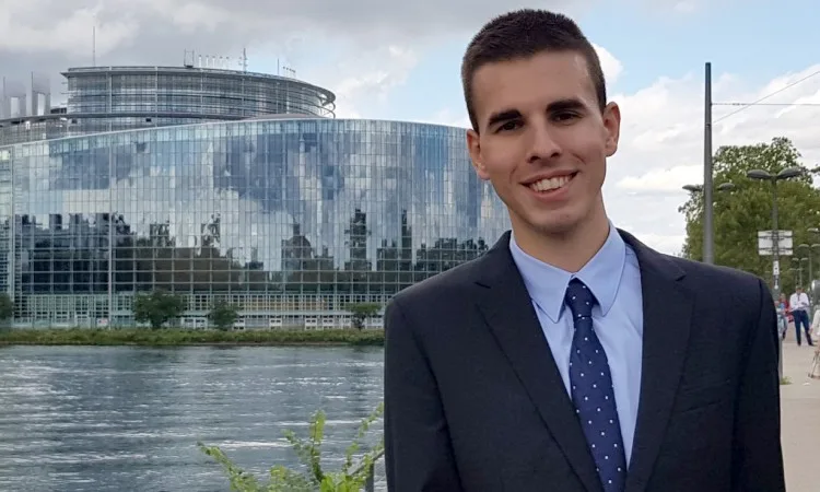 Adnan Mujanović sedmi ljekar u Evropi koji specijalizira interventnu neuroradiologiju