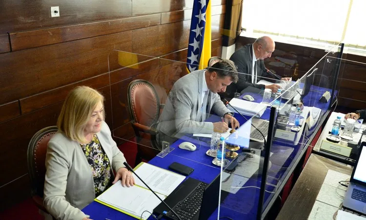 Općinama i kantonima u FBIH 230 miliona KM pomoći : Za TK 38,9 miliona KM