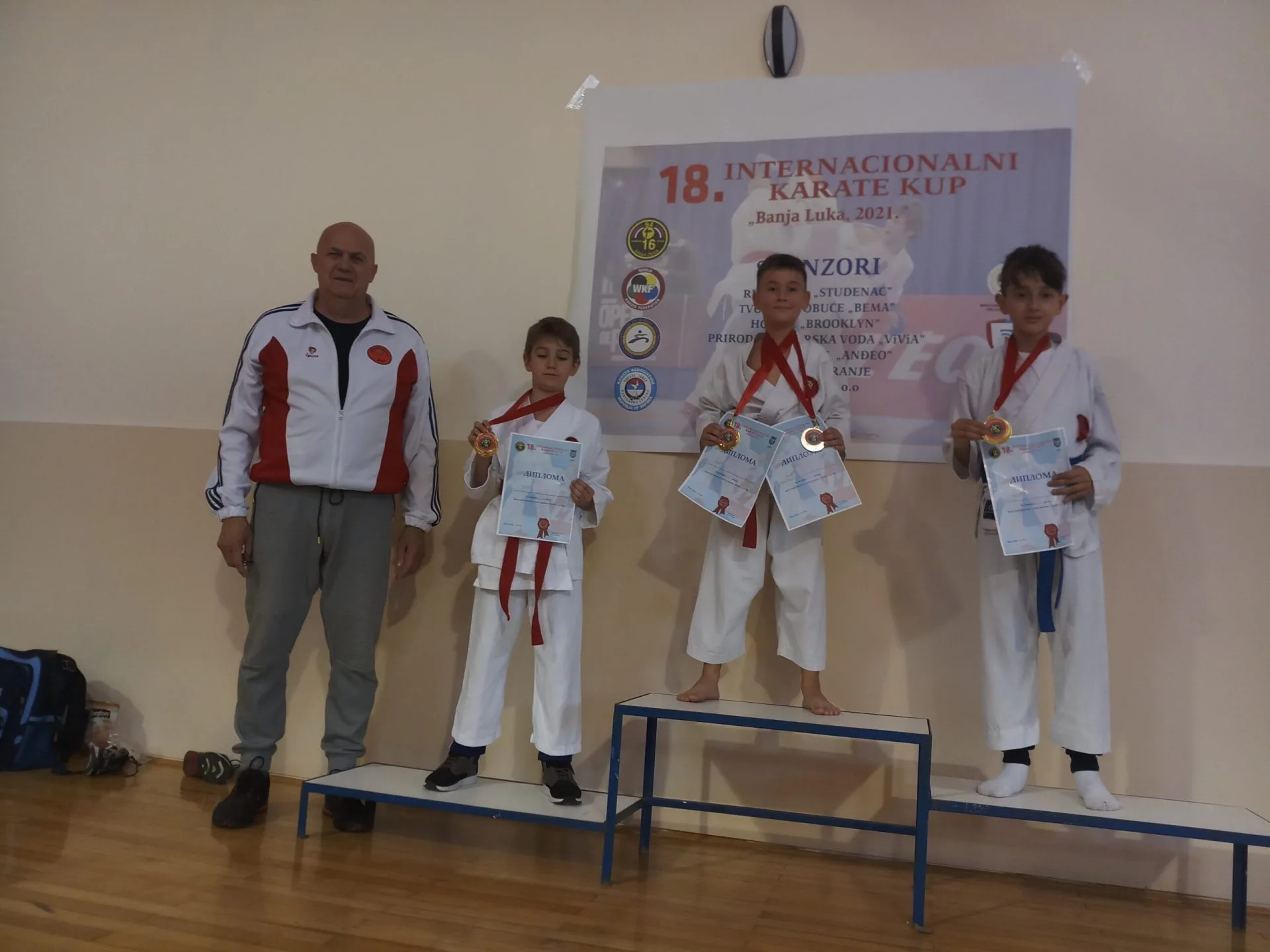 Zlatni uspjeh najmlađih karatista karate kluba “Do” Tuzla