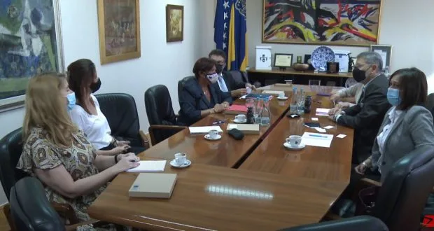 Gradonačelnik Imamović ugostio Ambasadoricu Francuske u BiH (VIDEO)