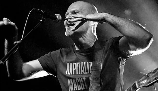 Damir Avdić Graha  – muzičar kojeg nazivaju Bosanski Psiho