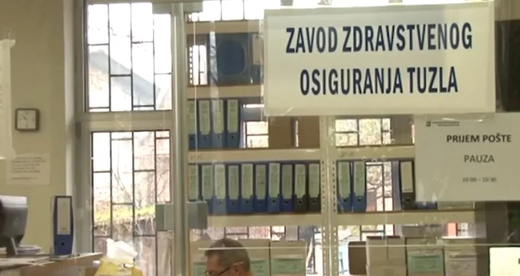 VIJESTI DANA / Produžen rok za uplatu premije, brzo širenje viruse se nastavlja…