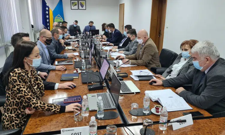 Više od 73.000 KM za projekte održivog povratka u TK