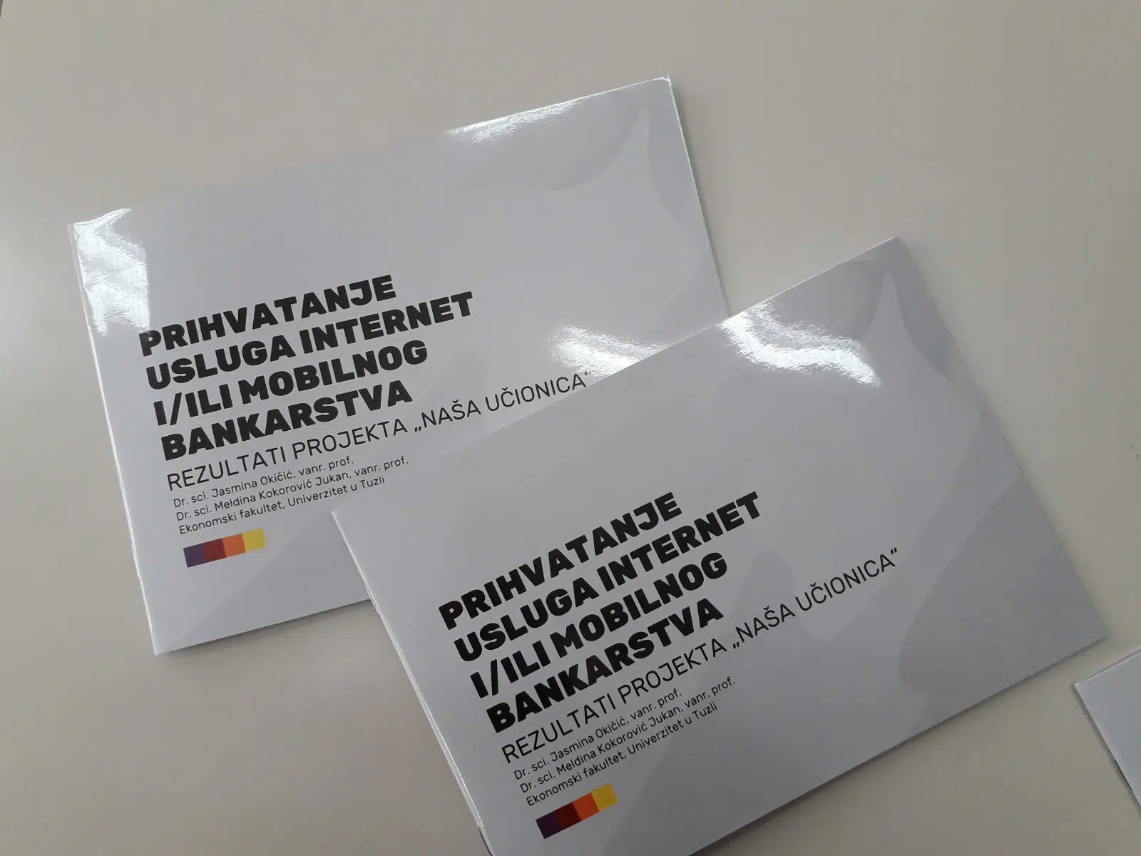 MI BOSPO: Prezentirani rezultati projekta o prihvatanju usluga internet i mobilnog bankarstva ”Naša učionica”