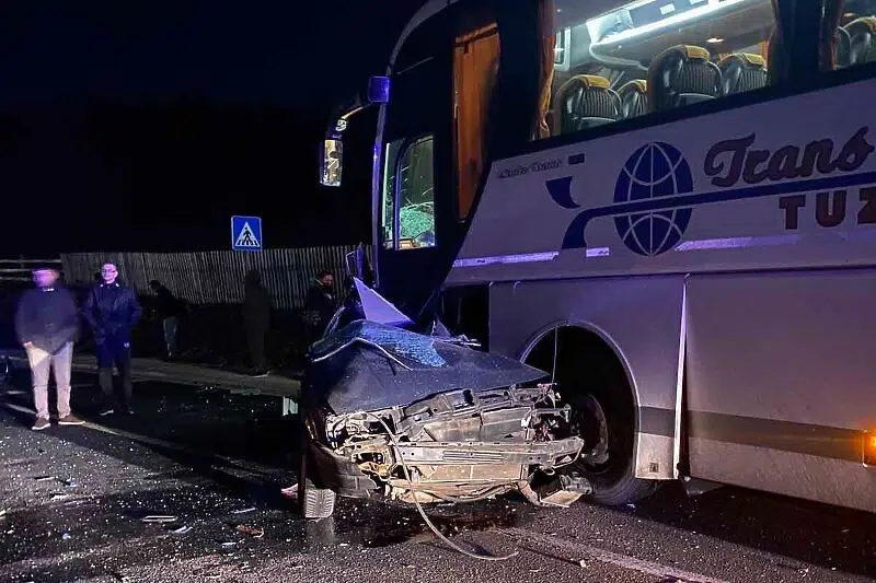 U teškoj saobraćajnoj nesreći kod Olova poginuo muškarac