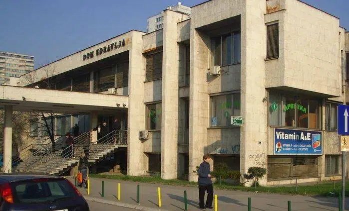 Dom zdravlja Tuzla: Javni konkurs za izbor kandidata i dodjelu specijalizacija