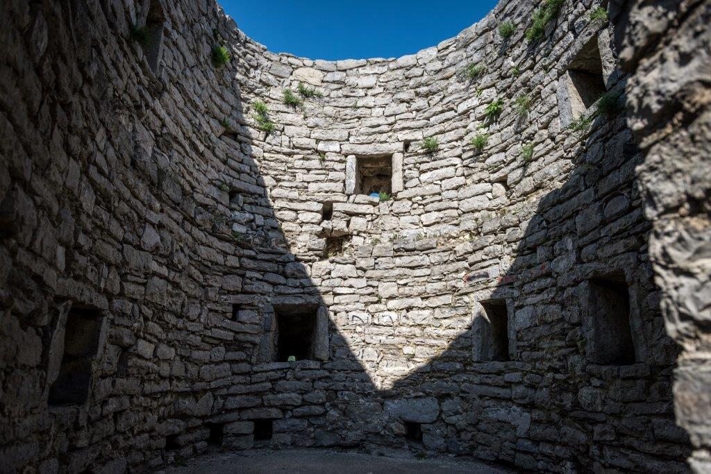 gradina srebrenik – srednjovjekovna tvrđava koja nikoga ne ostavlja ravnodušnim