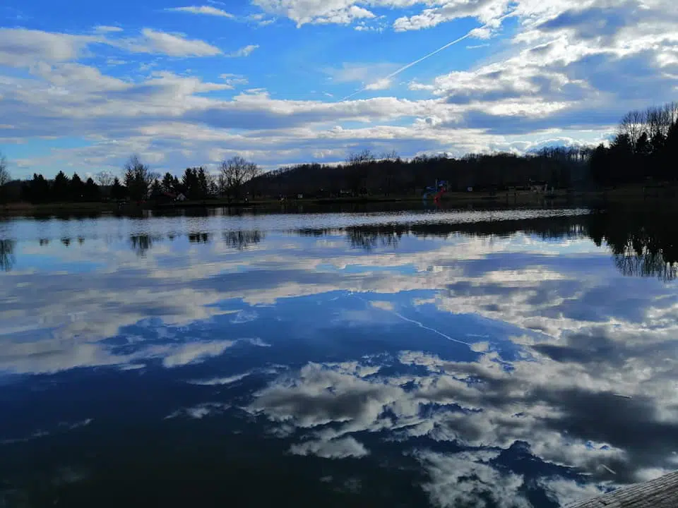 Jezero Bistarac Lukavac – Kristalno čisto kupalište okruženo prelijepom šumom