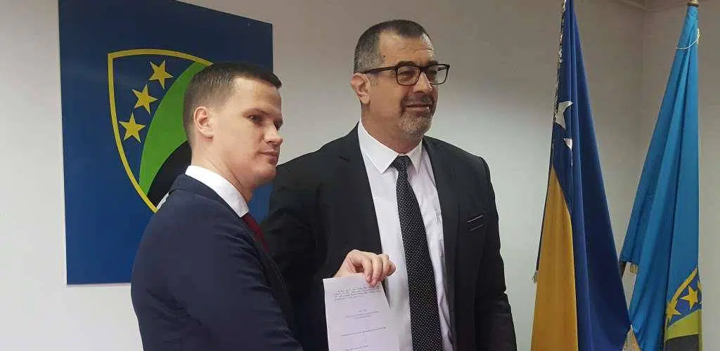 Plate premijera, ministara i zastupnika u TK-a vraćene na raniju osnovicu