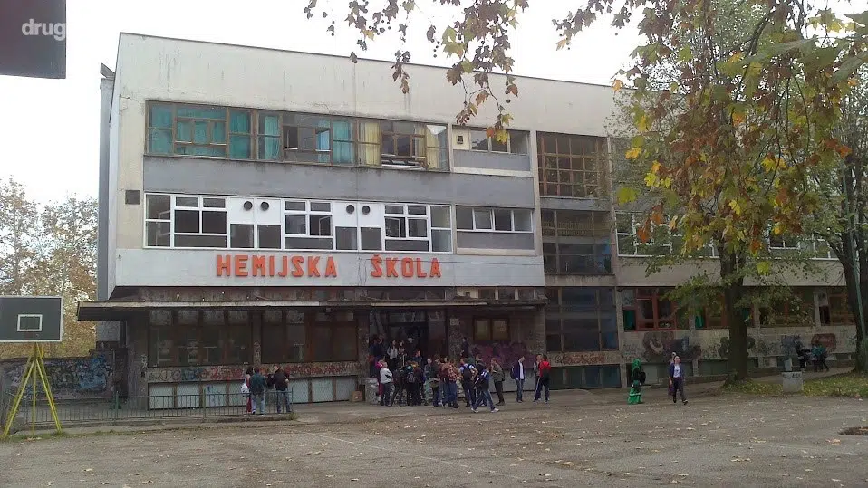 Nastava u Hemijskoj školi u Tuzli izvodi se online zbog sigurnosnih razloga