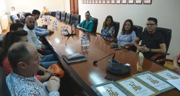 Gradonačelnik Tuzle organizovao prijem za članove Pozorišta mladih Tuzle VIDEO