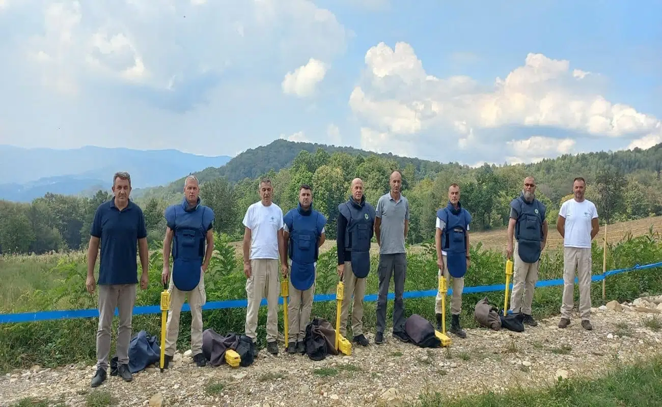 Počelo uklanjanje kasetne municije pronađene na Žečijoj kosi