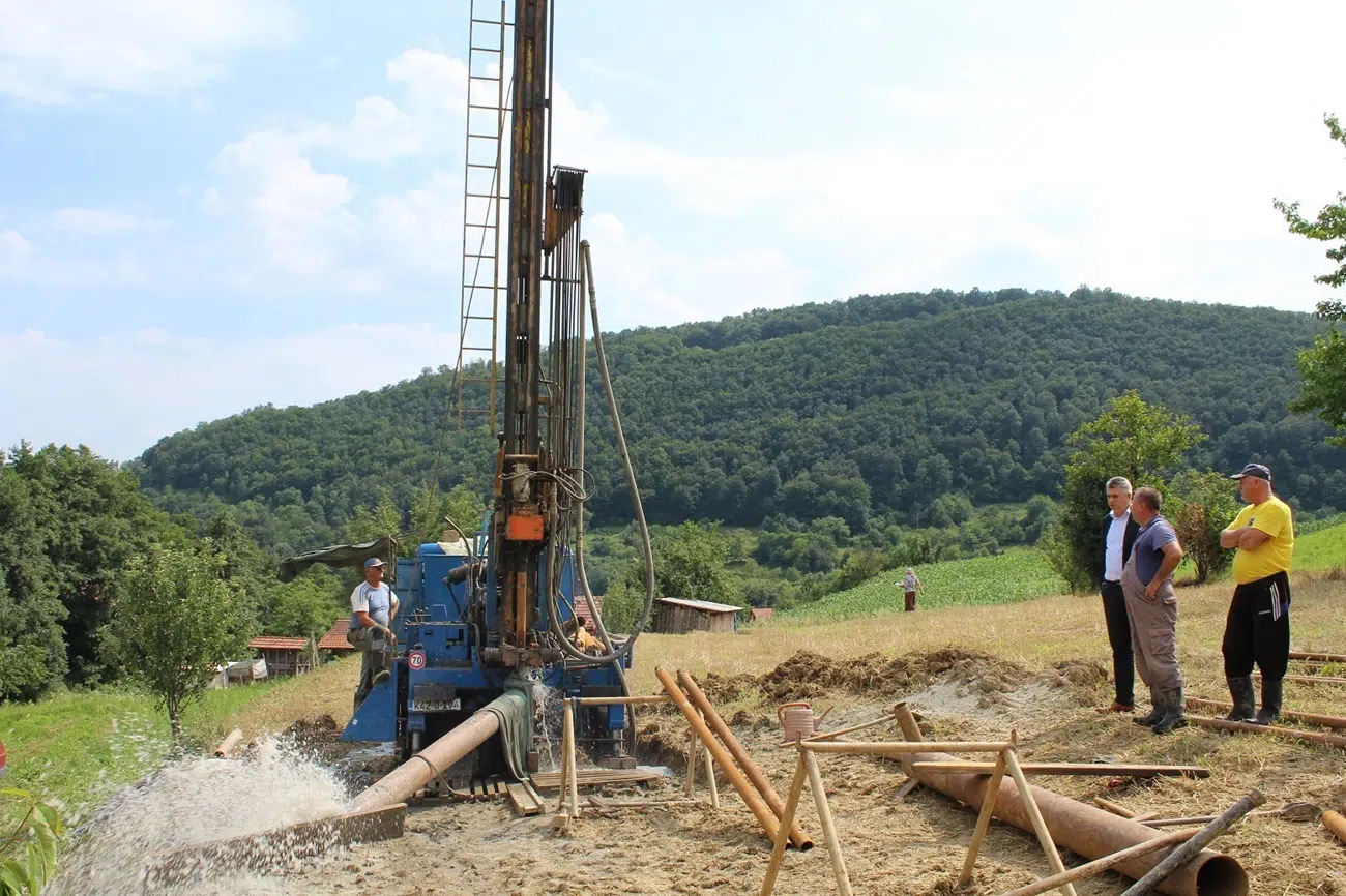Obezbjeđeno pola miliona maraka za uvođenje u sistem vodosnabdijevanja bunara “Skenderuša”