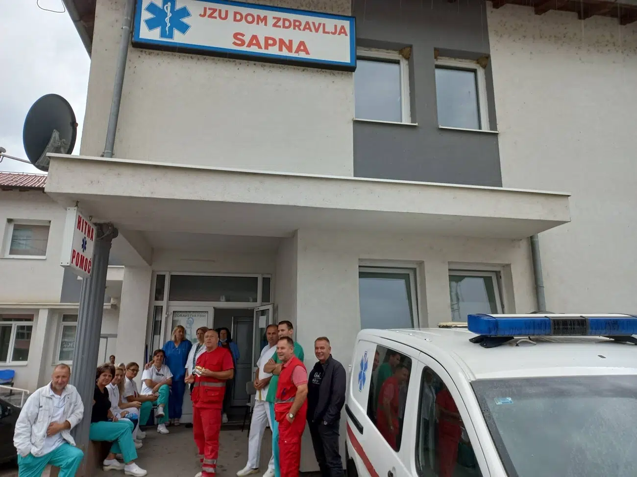Uposlenici Doma zdravlja u Sapni svakodnevno održavaju polusatne štrajkove upozorenja (AUDIO)