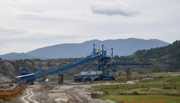 rmu-banovici:-zavrsena-montaza-odlagaca-na-odlagalistu-“cubric”