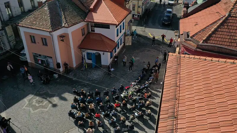 Otvorena Kuća bosanskog jezika u Tuzli (FOTO)