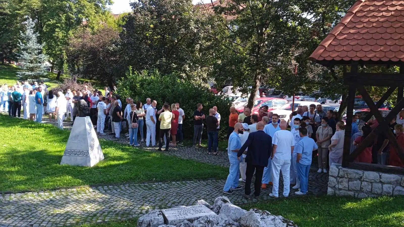 Generalni štrajk zdravstvenih radnika u TK
