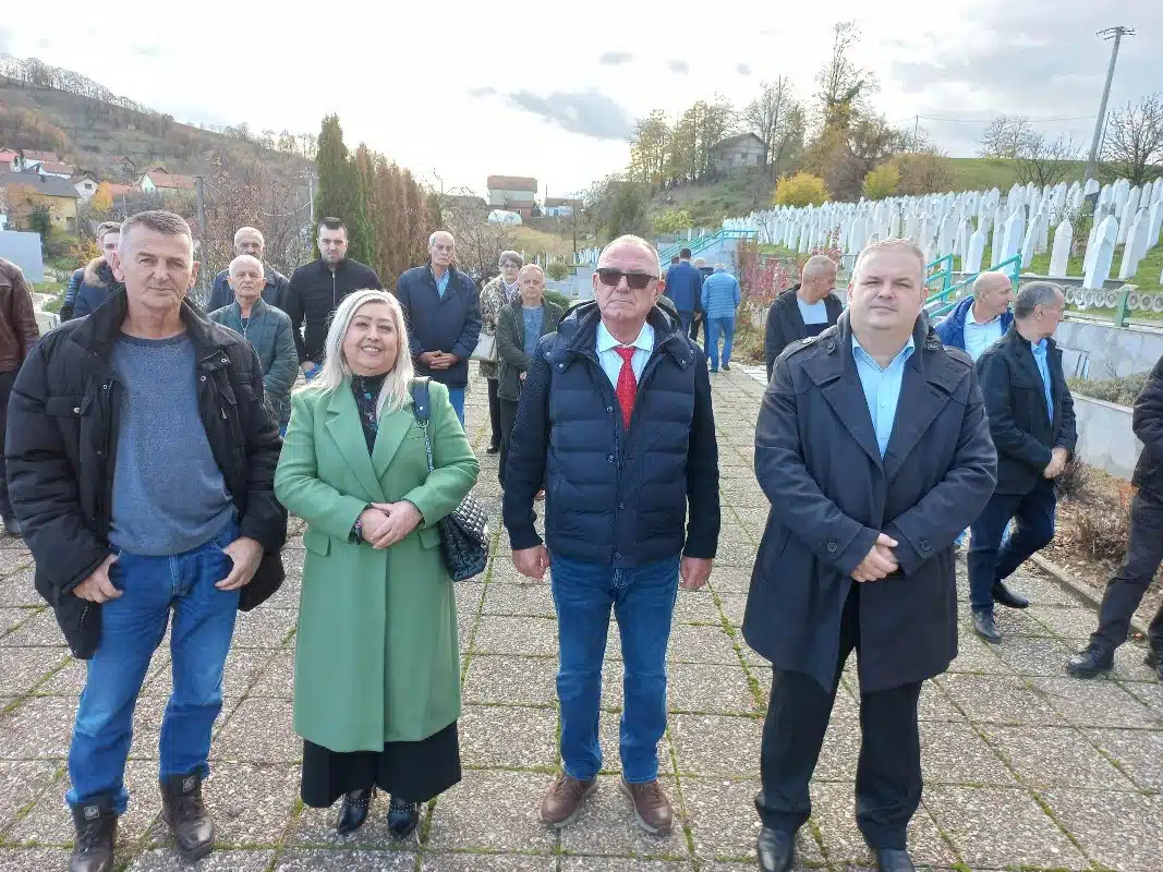 Dan državnosti BiH obilježen u Teočaku (FOTO)