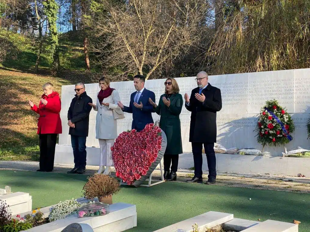 Obilježen Dan državnosti BiH i u Tuzli