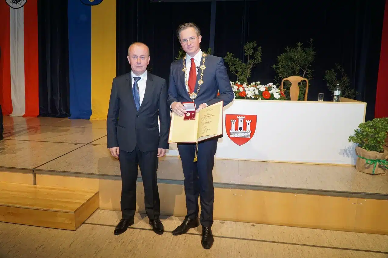 Načelnik Teočaka Tajib Muminović dobio Zlatnu plaketu austrijskog grada Klosterneuburgu (AUDIO+FOTO)