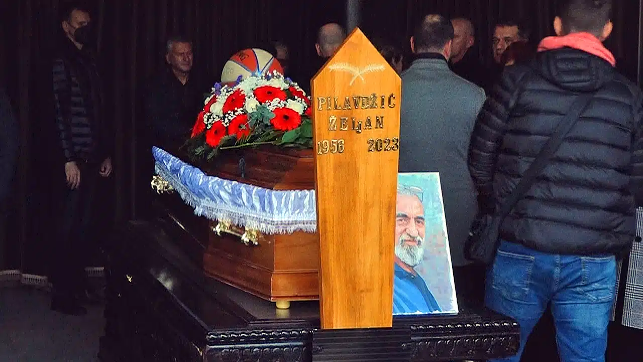 (Video) Tuzla se oprostila od Željana Pilavdžića