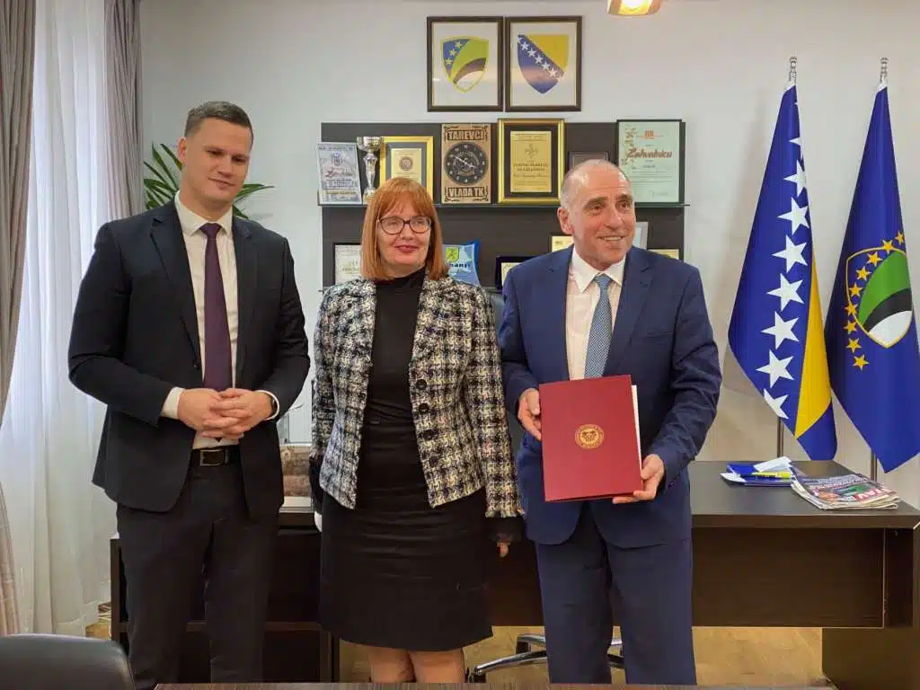 Poticanje naučnih i stručnih istraživanja i provođenje prakse studenata u TK | RTVTK