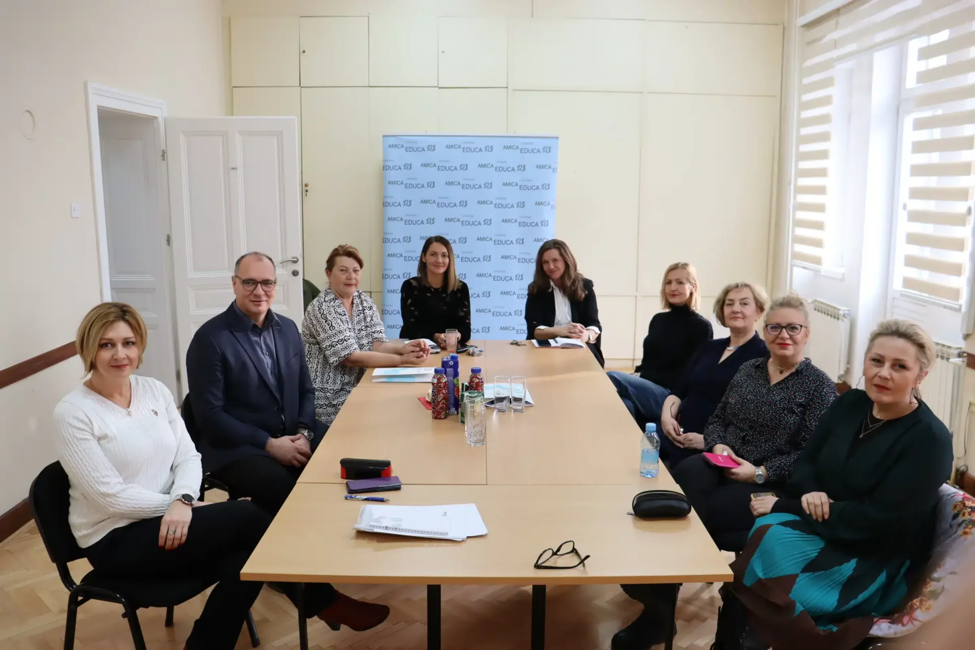 Nastavak saradnje Grada Tuzle i Udruženja Amica Educa | .