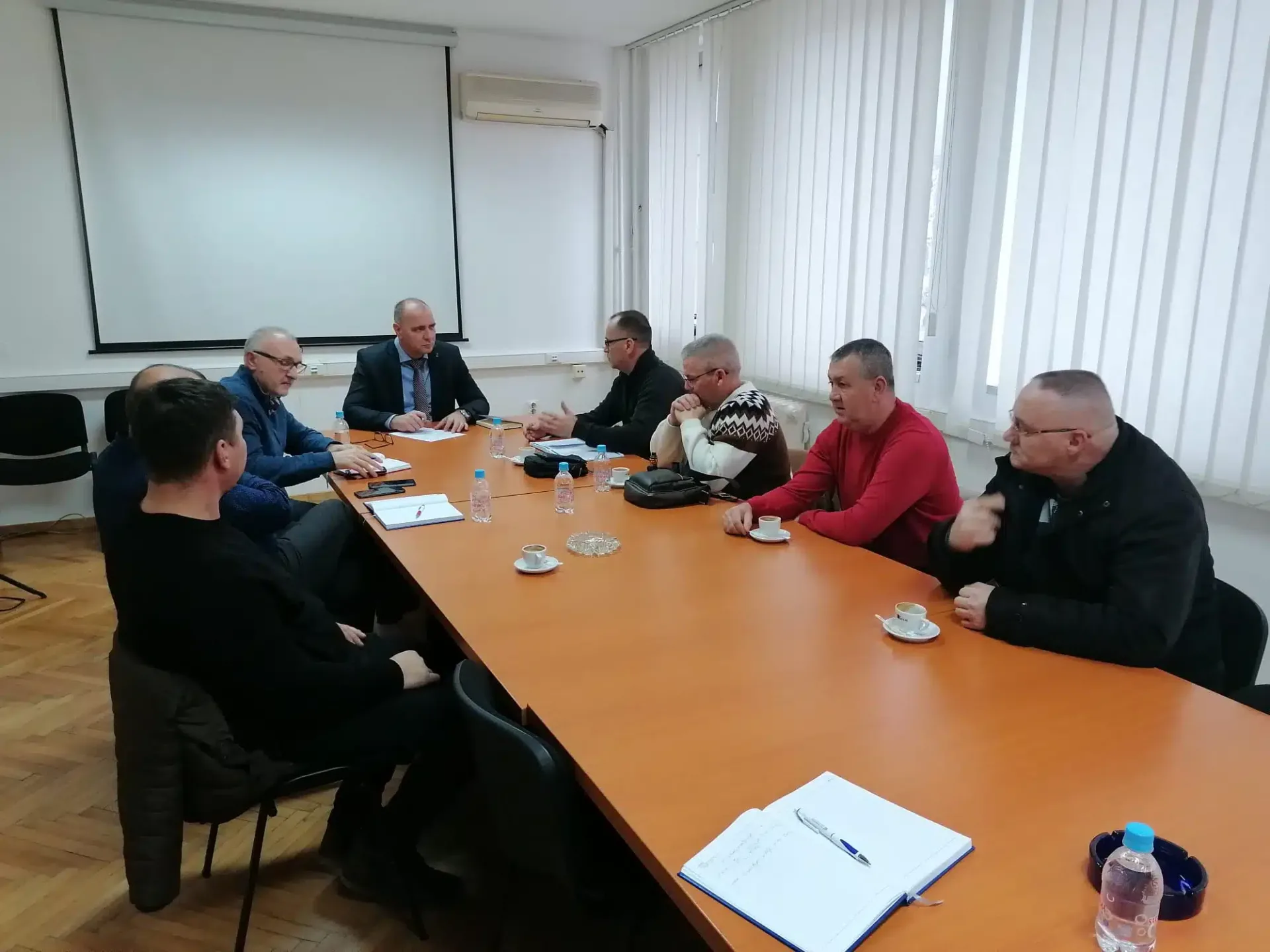 Unaprjeđenje kvaliteta života građana i uređenje saobraćaja u mjesnoj zajednici Šićki Brod | .