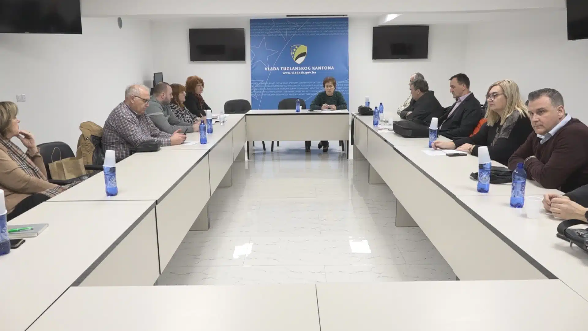(VIDEO) U Tuzli održan okrugli sto na temu “Cijene i potrošači” | .