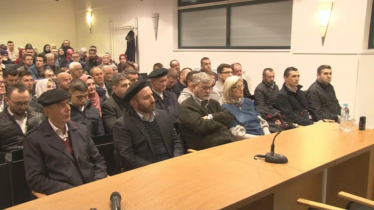 Tribina „9. januar – Dan podsjećanja na genocide nad Bošnjacima“ | RTVTK