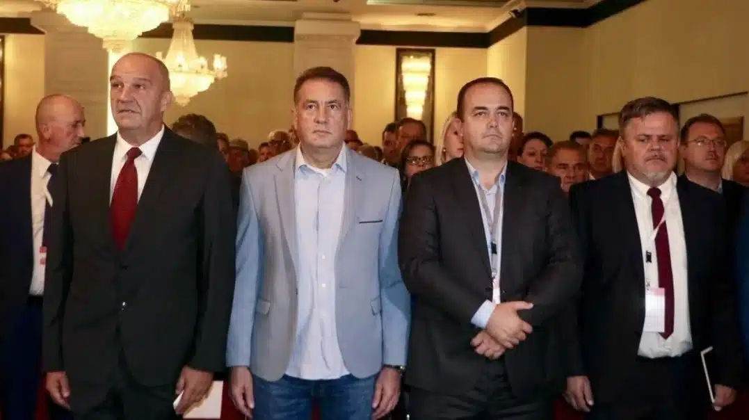 SDBiH Lukavac traži smjenu predsjednika Bijedića i raskid koalicije sa SDA