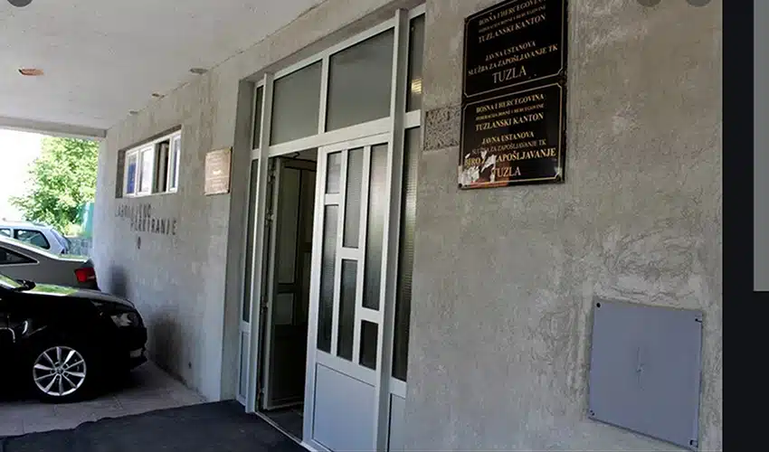 Nakon afere smijenjena direktorica Biroa u Tuzli