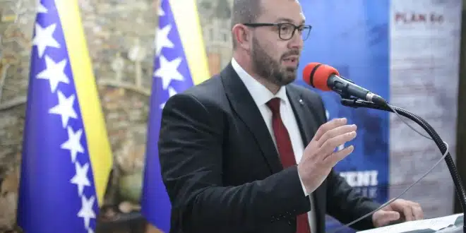 Adnan Bjelić dobio povjerenje građana Srebrenika