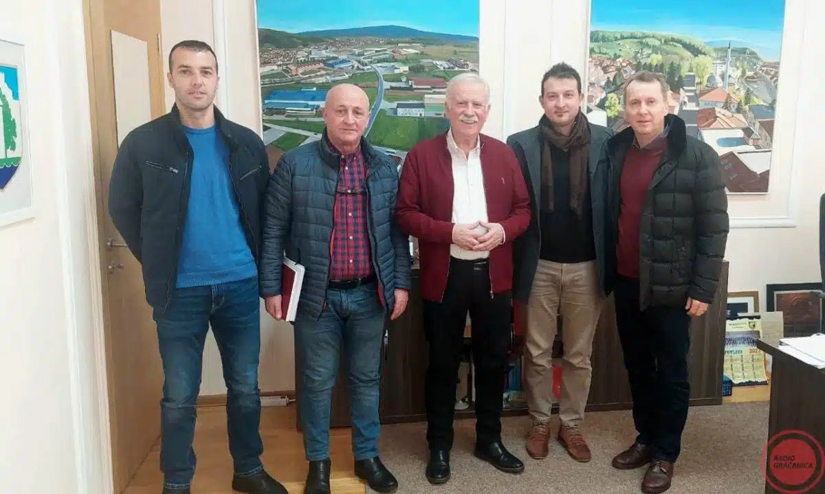 Grad Gračanica će podržati izgradnju stadiona u MZ Škahovica – .